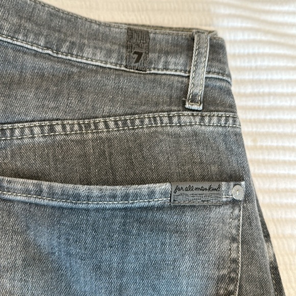 7 for all Mankind cropped straight jeans - Picture 4 of 7